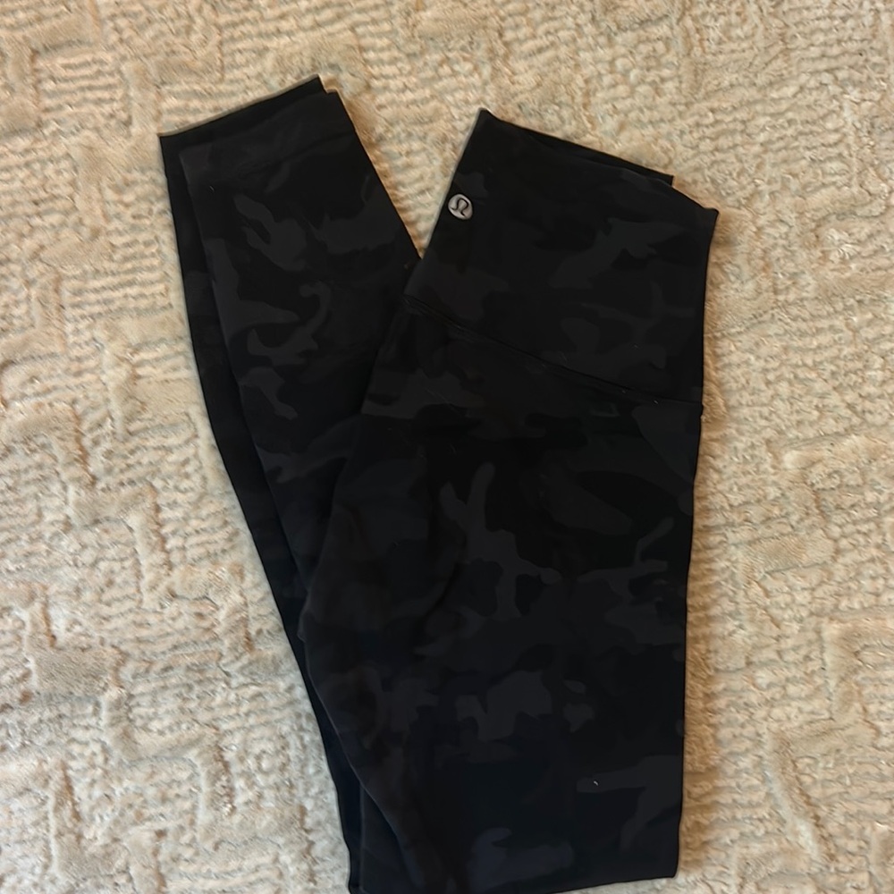Lululemon align black camo leggings size 4